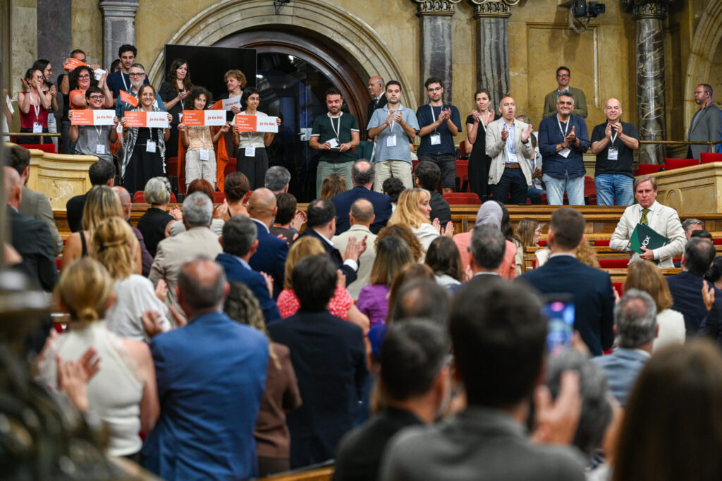 Votació de la Llei per a la creació del Centre Català d’Empresa i Drets Humans. Foto: Paula Roque